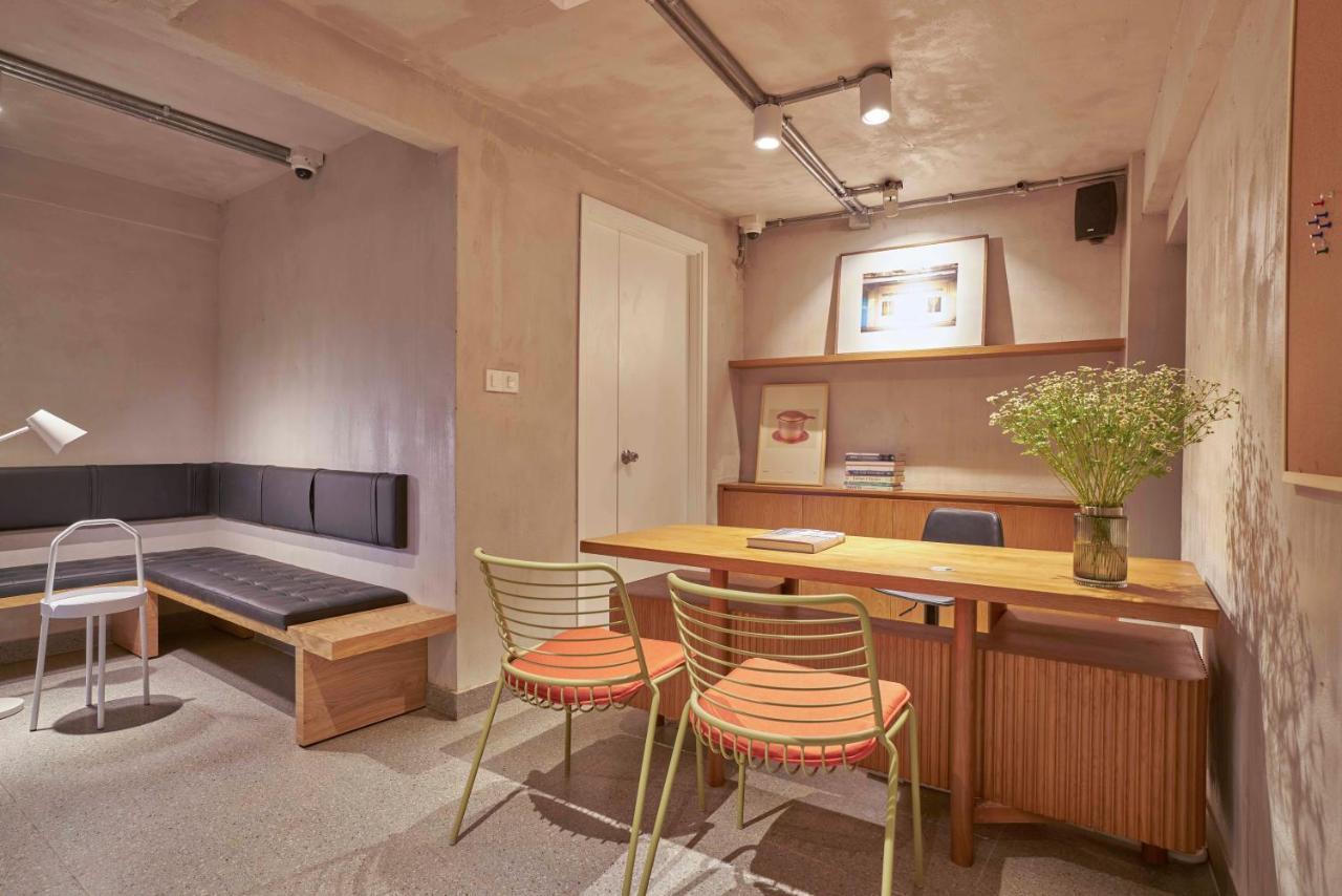 Express By M Village Pham Ngu Lao Cidade de Ho Chi Minh Exterior foto